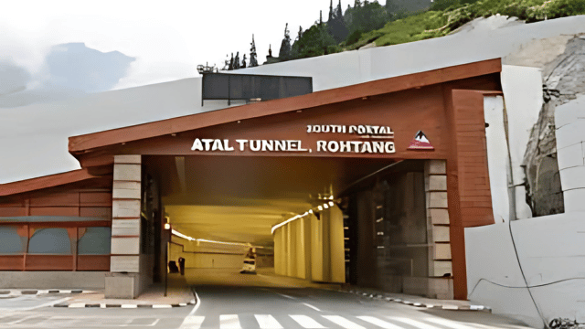 Atal Tunnel Manali Guide 2025 | Timings, Route, Best Places & Travel Tips
