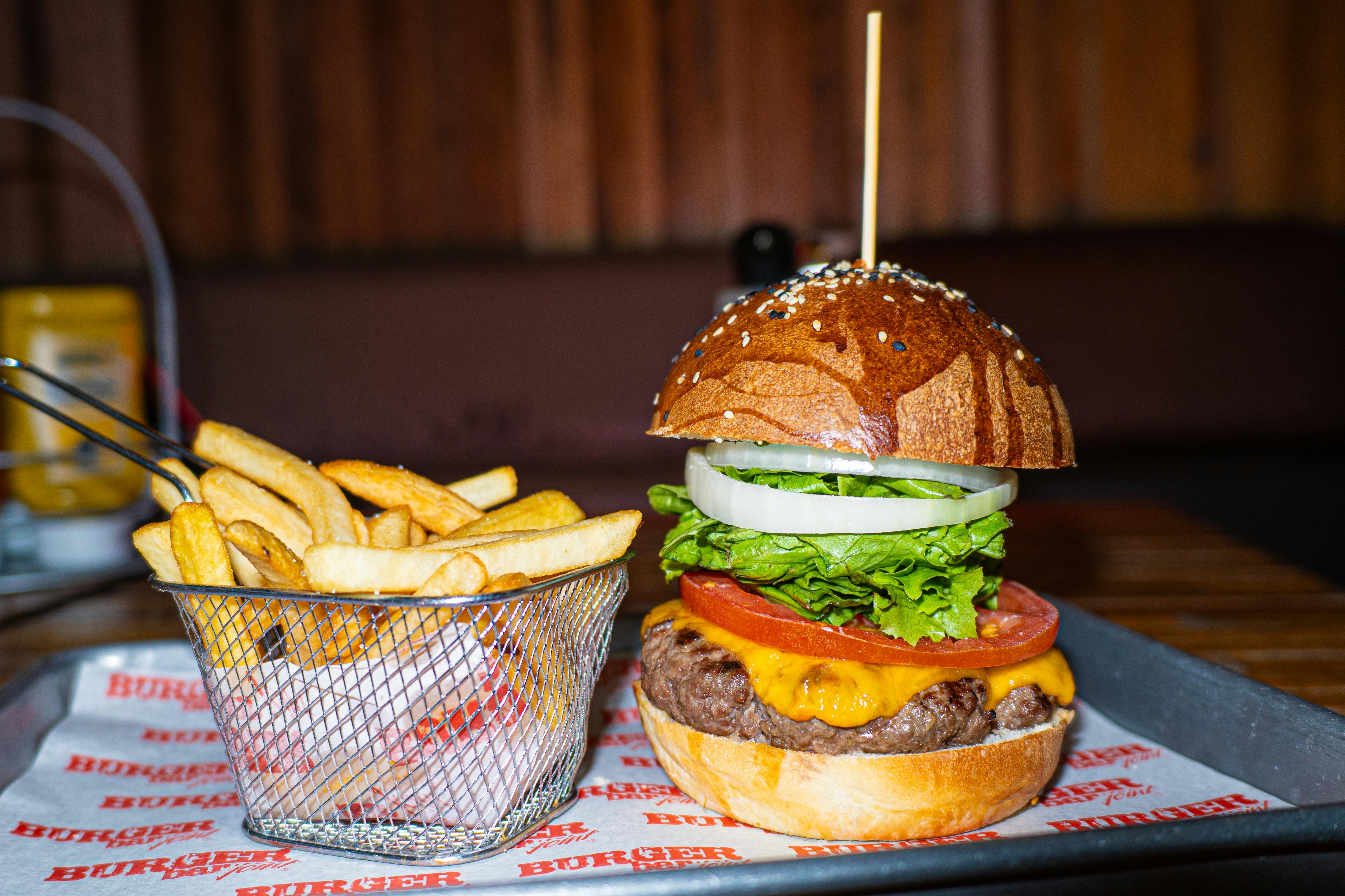 Cuisine & Dining